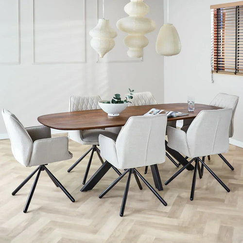 Zo kies je comfortabele eetkamerstoelen voor lange avonden tafelen