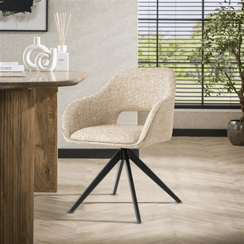 Eetkamerstoel Jordan van VSO Design met moderne stof en zwarte poten, perfect voor stijl en comfort in elke eetkamer.
